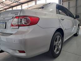 TOYOTA - COROLLA - 2011/2012 - Prata - R$ 64.900,00