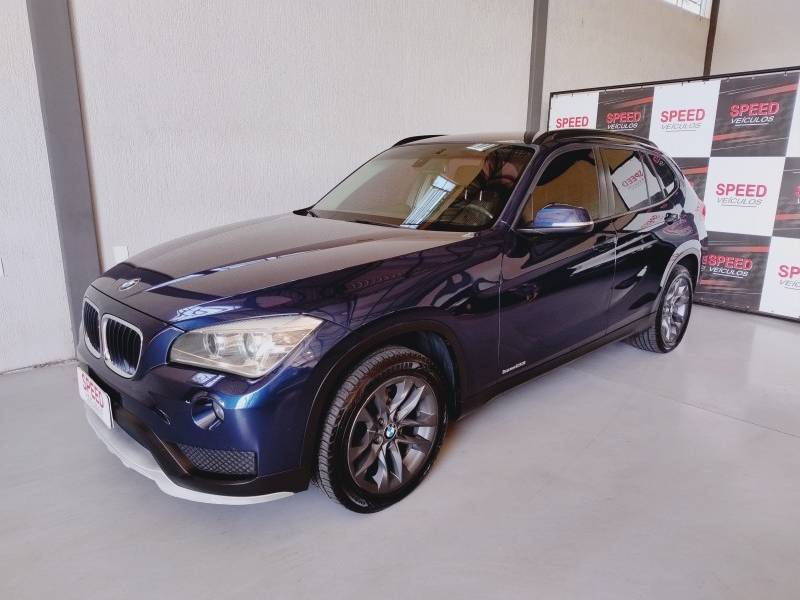 BMW - X1 - 2015/2015 - Azul - R$ 76.900,00