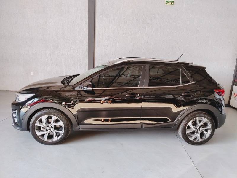 KIA MOTORS - STONIC - 2021/2022 - Preta - R$ 104.900,00
