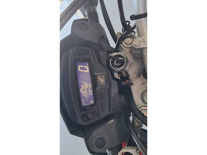 HONDA - NXR 160 - 2021/2021 - Vermelha - R$ 18.900,00