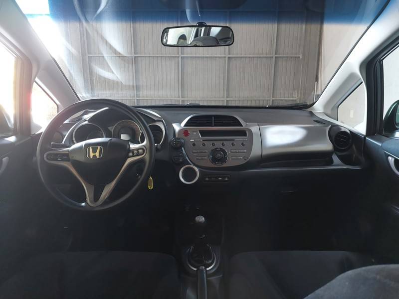 HONDA - FIT - 2011/2012 - Cinza - R$ 50.900,00
