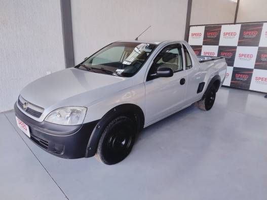 CHEVROLET - MONTANA - 2007/2008 - Prata - R$ 29.800,00
