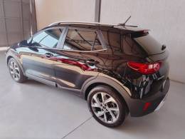 KIA MOTORS - STONIC - 2021/2022 - Preta - R$ 104.900,00