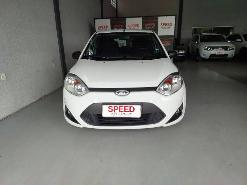 FORD - FIESTA - 2013/2014 - Branca - R$ 34.900,00