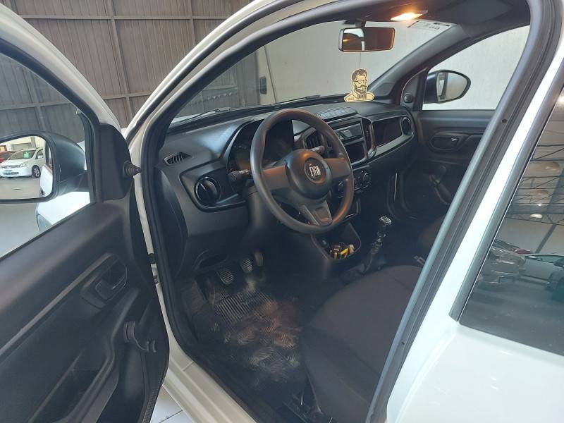 FIAT - STRADA - 2021/2022 - Branca - R$ 71.900,00