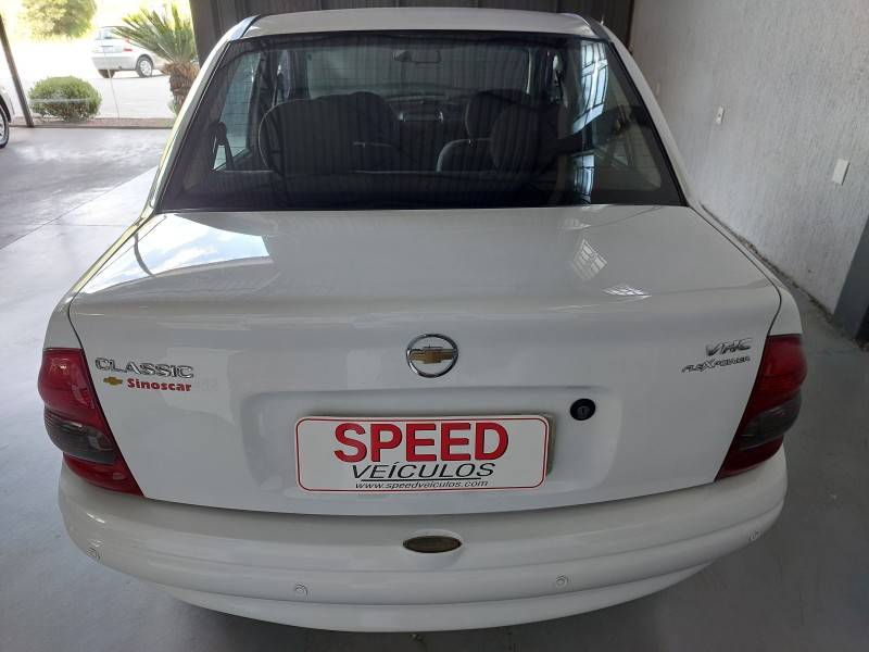 CHEVROLET - CLASSIC - 2007/2008 - Branca - R$ 23.900,00