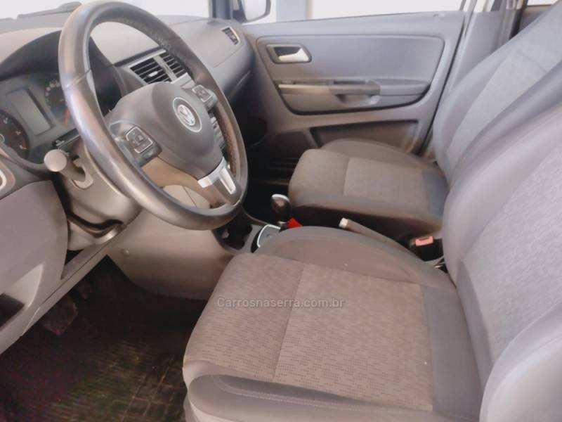 VOLKSWAGEN - SPACEFOX - 2012/2013 - Branca - Sob Consulta