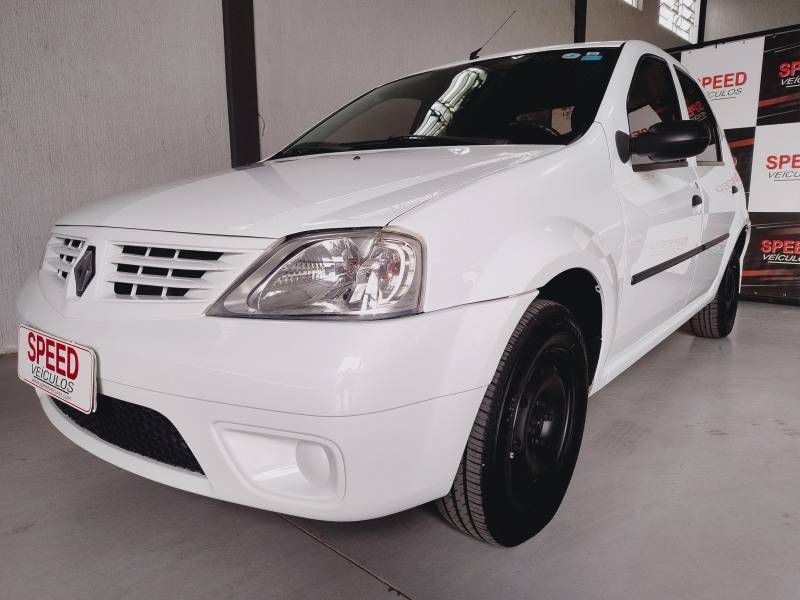 RENAULT - LOGAN - 2009/2009 - Branca - R$ 24.900,00