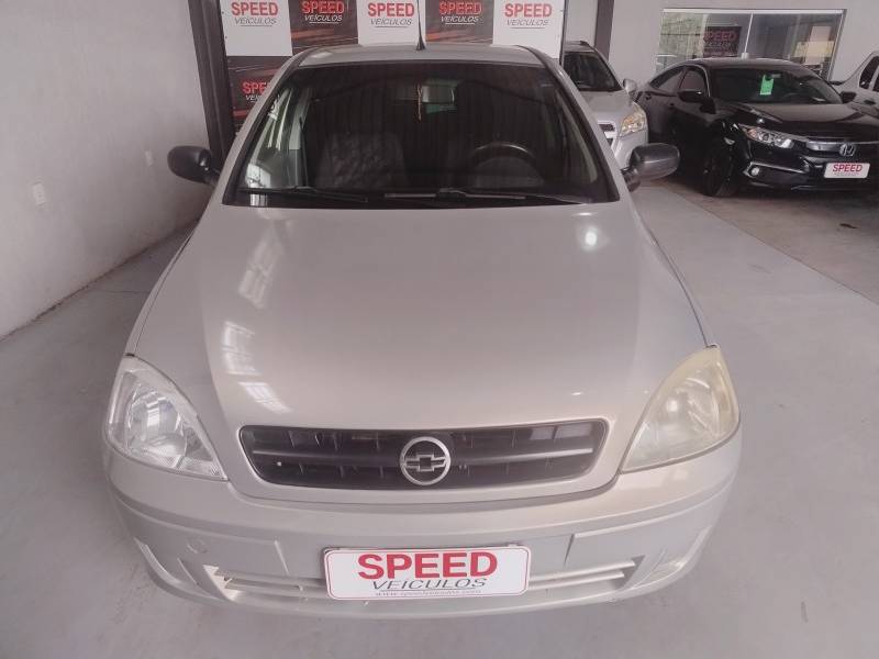 CHEVROLET - CORSA - 2003/2004 - Bege - R$ 24.900,00