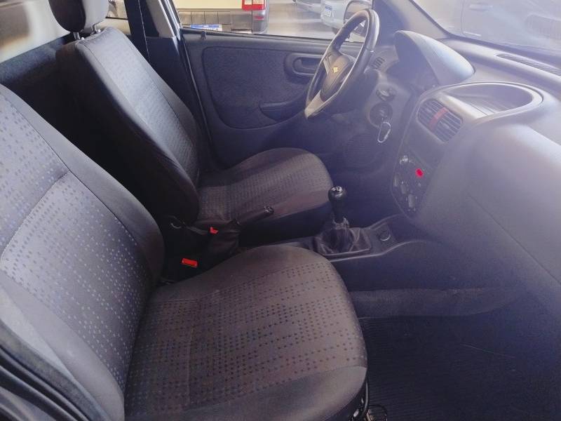 CHEVROLET - MONTANA - 2007/2008 - Prata - R$ 29.800,00