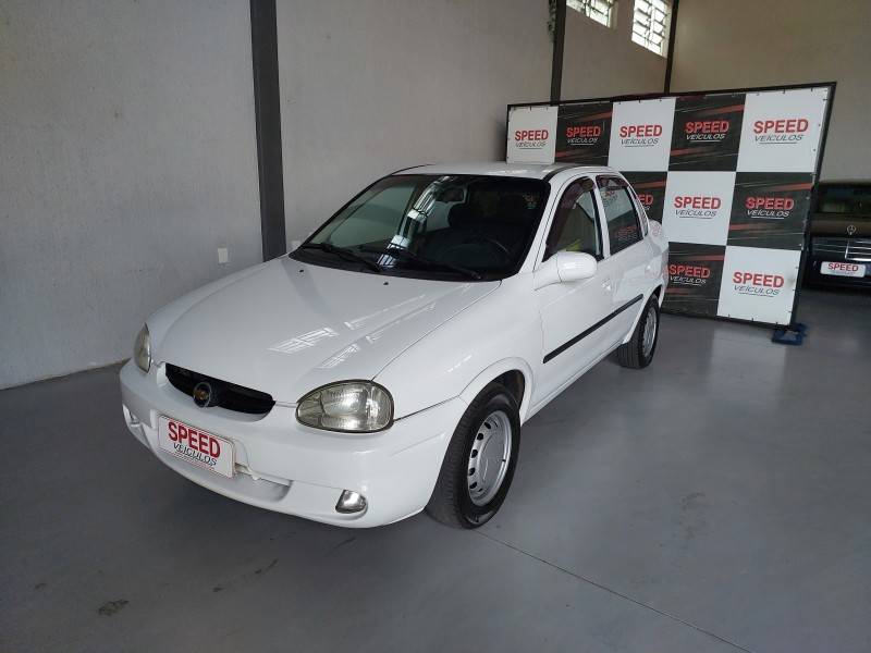 CHEVROLET - CLASSIC - 2007/2008 - Branca - R$ 23.900,00