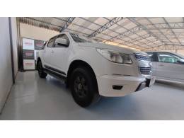 CHEVROLET - S10 - 2013/2014 - Branca - R$ 96.900,00