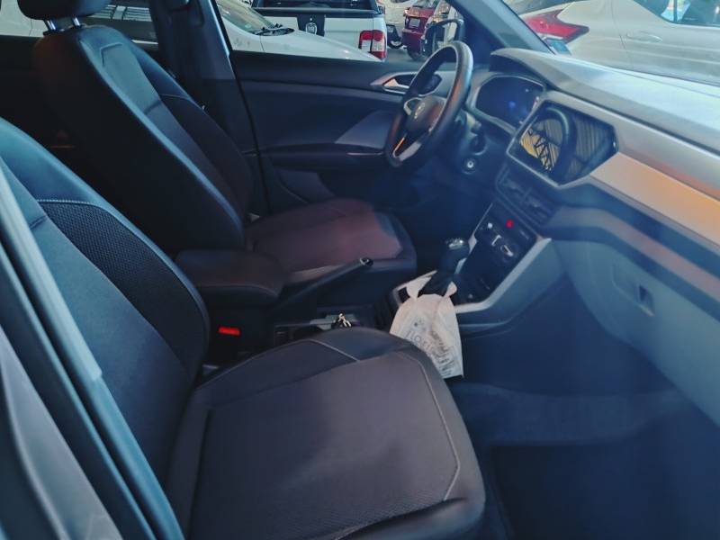 VOLKSWAGEN - T-CROSS - 2023/2024 - Cinza - R$ 125.900,00