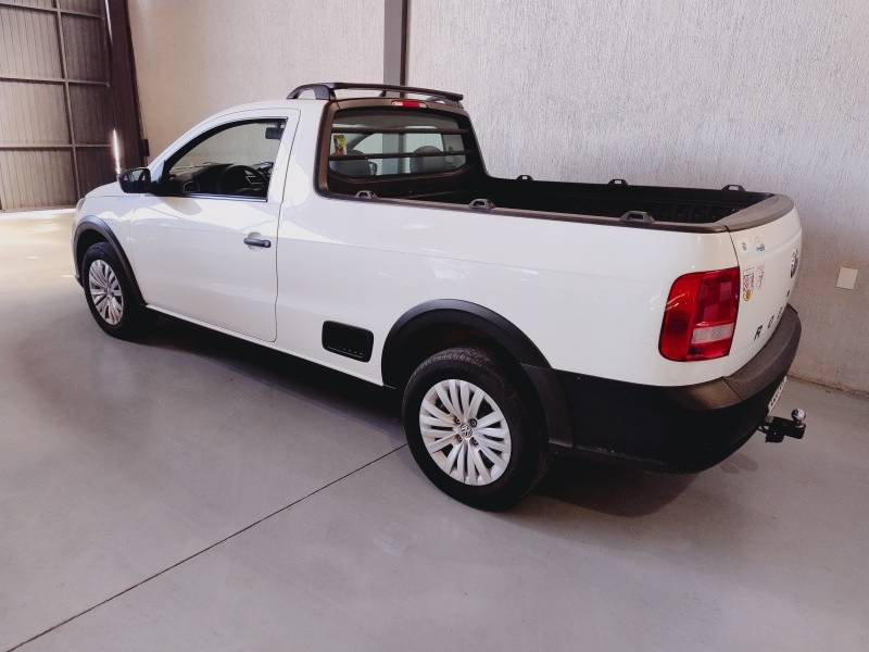 VOLKSWAGEN - SAVEIRO - 2019/2020 - Branca - R$ 57.800,00
