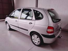 RENAULT - SCÉNIC - 2008/2009 - Prata - R$ 24.800,00