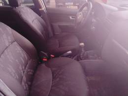 FIAT - PALIO - 2009/2010 - Prata - R$ 31.800,00