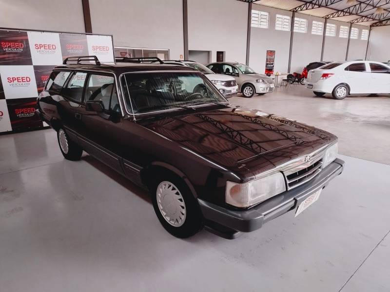 CHEVROLET - CARAVAN - 1989/1989 - Preta - R$ 68.900,00
