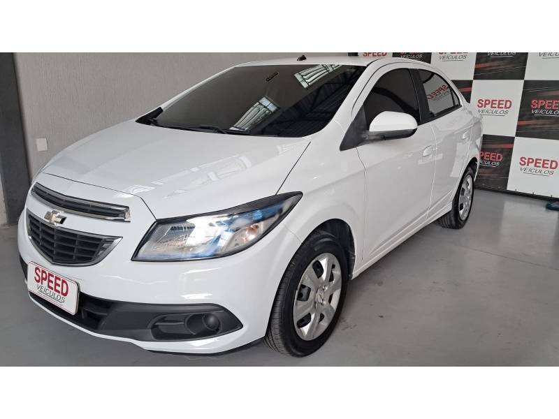 CHEVROLET - PRISMA - 2013/2014 - Branca - R$ 45.500,00