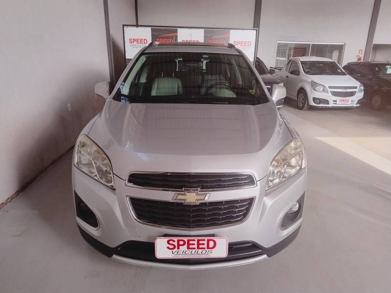 CHEVROLET - TRACKER - 2014/2015 - Prata - R$ 69.800,00