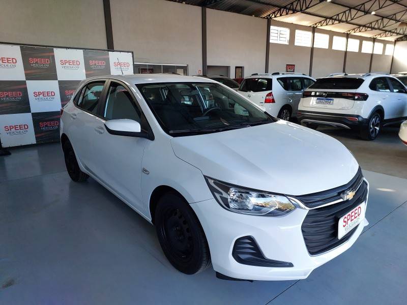 CHEVROLET - ONIX - 2020/2020 - Branca - R$ 53.900,00
