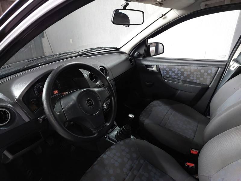 CHEVROLET - PRISMA - 2009/2010 - Preta - R$ 28.900,00