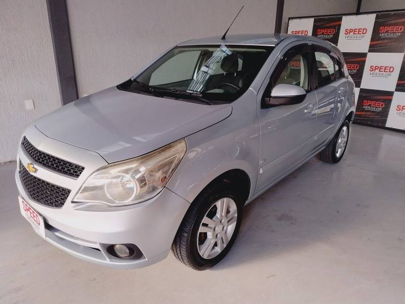 CHEVROLET - AGILE - 2010/2011 - Prata - R$ 34.900,00