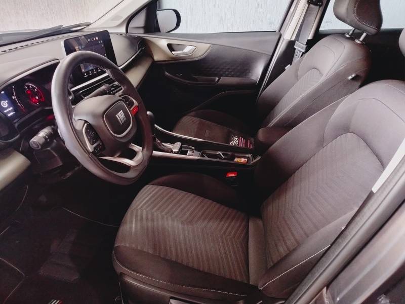 FIAT - FASTBACK - 2023/2023 - Cinza - R$ 115.900,00