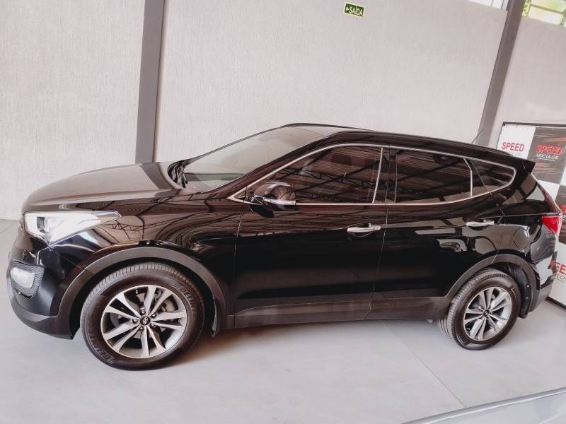 HYUNDAI - SANTA FÉ - 2014/2015 - Preta - R$ 95.900,00