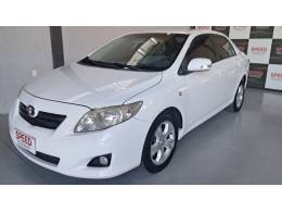 TOYOTA - COROLLA - 2010/2011 - Branca - R$ 64.900,00