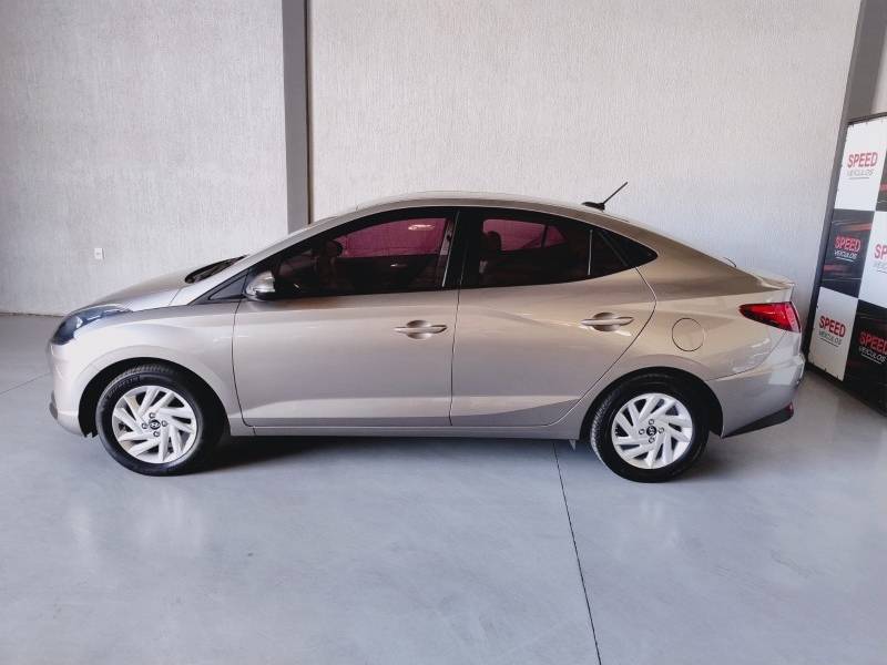 HYUNDAI - HB20S - 2020/2021 - Cinza - R$ 62.900,00