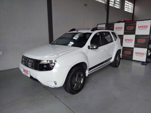 RENAULT - DUSTER - 2012/2013 - Branca - R$ 51.900,00