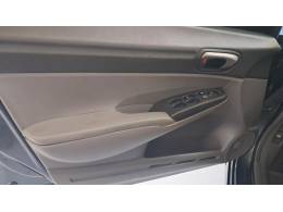 HONDA - CIVIC - 2006/2007 - Cinza - R$ 46.900,00