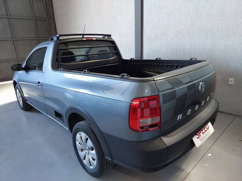 VOLKSWAGEN - SAVEIRO - 2018/2018 - Cinza - R$ 59.800,00