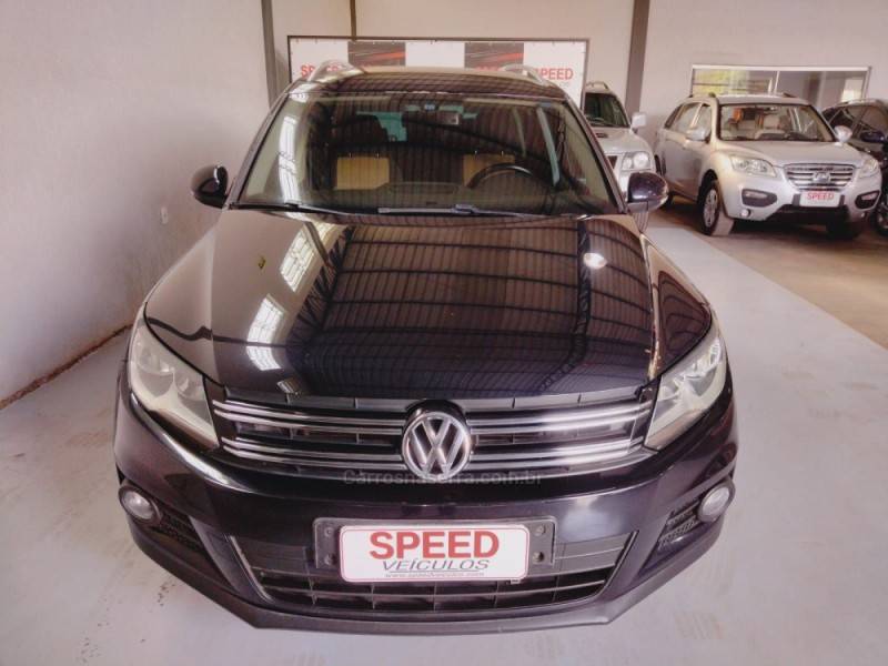 VOLKSWAGEN - TIGUAN - 2012/2012 - Preta - R$ 59.800,00