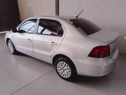 VOLKSWAGEN - VOYAGE - 2010/2011 - Prata - R$ 32.900,00