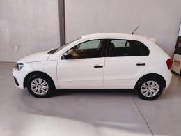 VOLKSWAGEN - GOL - 2016/2017 - Branca - R$ 46.900,00