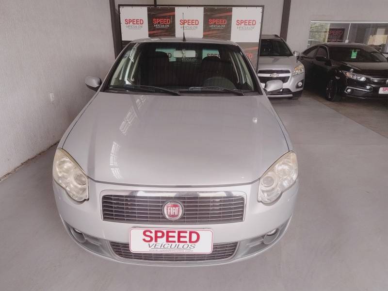 FIAT - PALIO - 2009/2010 - Prata - R$ 31.800,00