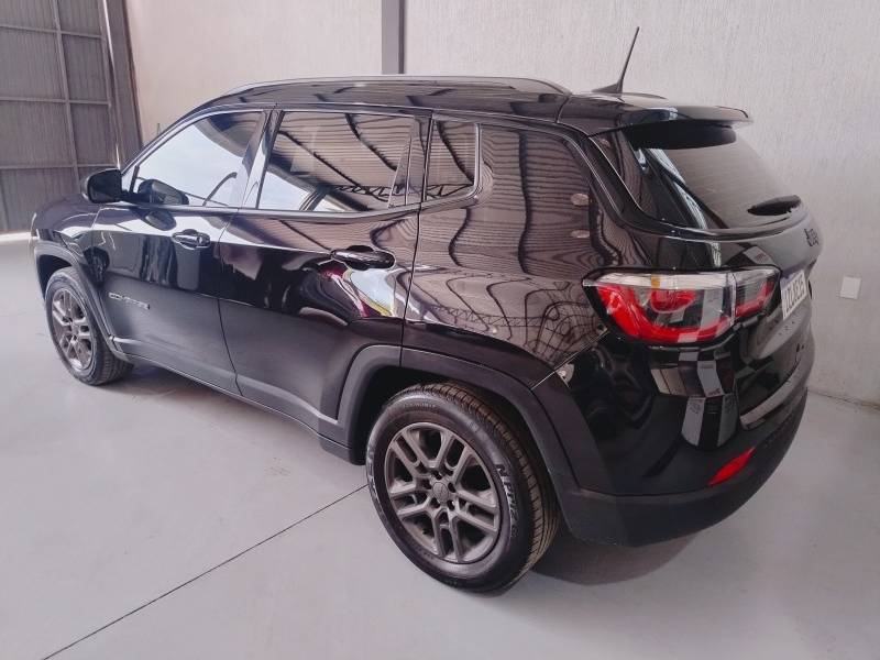 JEEP - COMPASS - 2019/2019 - Preta - R$ 98.500,00