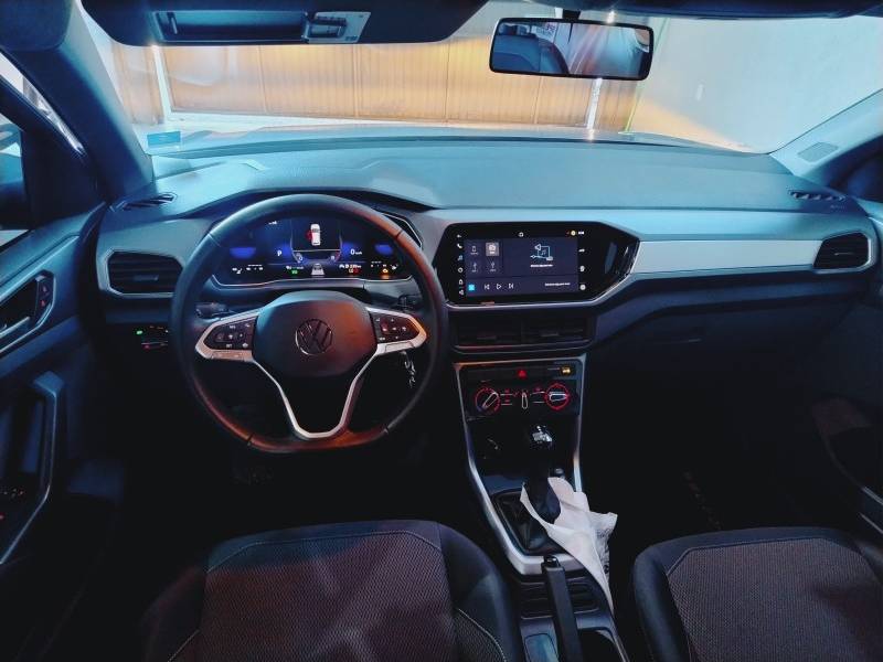 VOLKSWAGEN - T-CROSS - 2023/2024 - Cinza - R$ 125.900,00