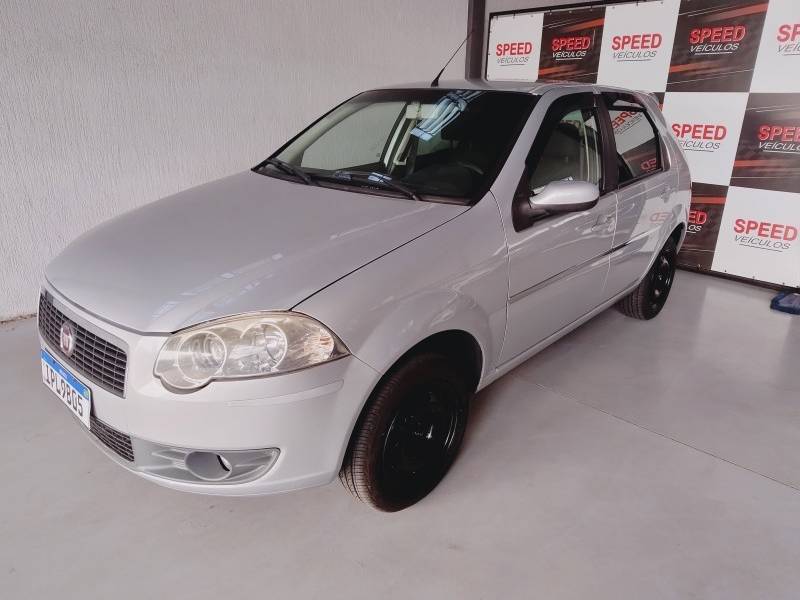 FIAT - PALIO - 2009/2010 - Prata - R$ 31.800,00