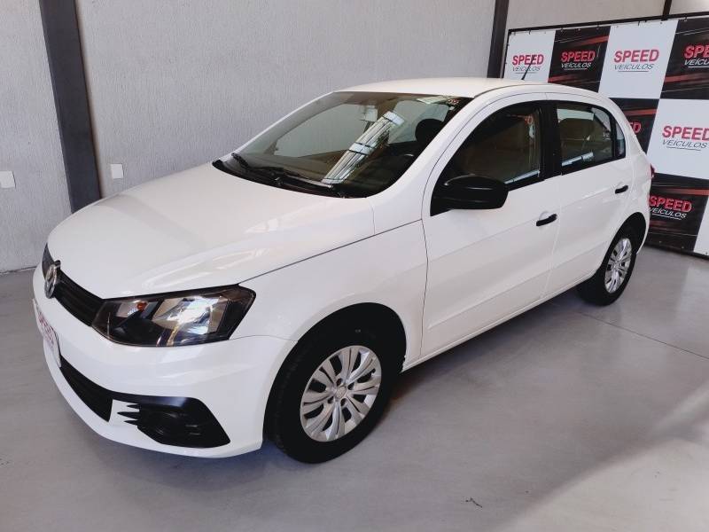 VOLKSWAGEN - GOL - 2016/2017 - Branca - R$ 46.900,00