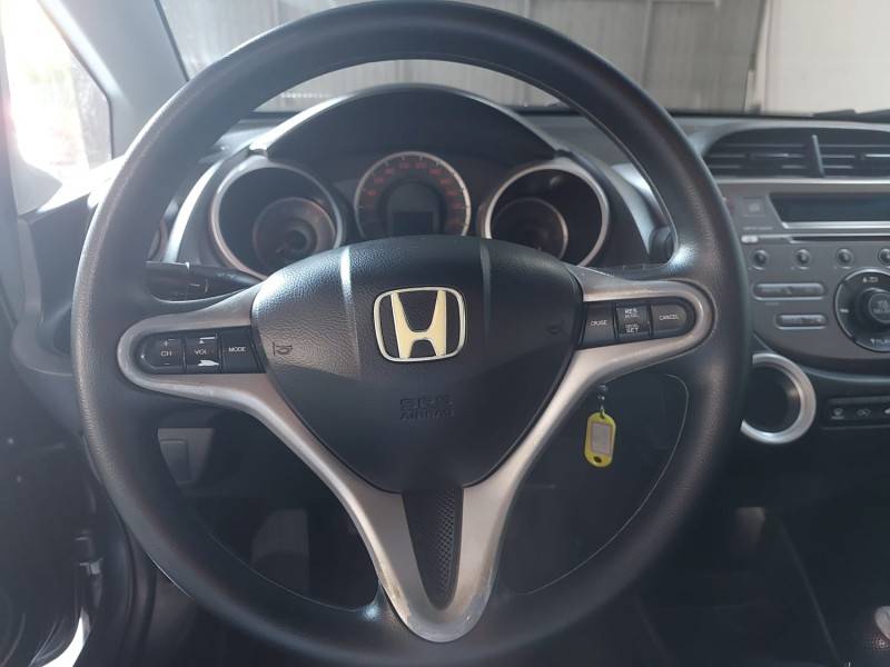 HONDA - FIT - 2011/2012 - Cinza - R$ 50.900,00